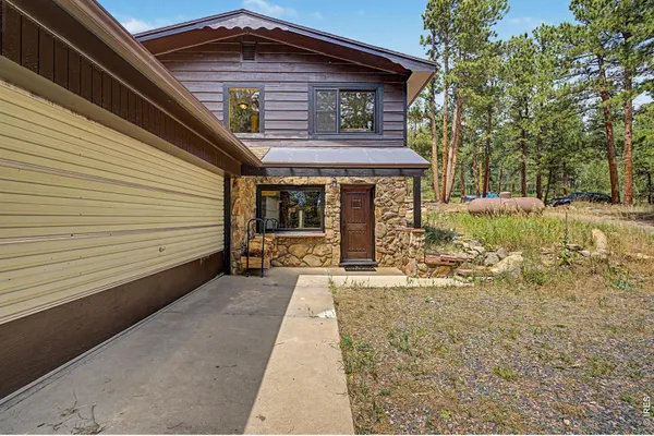 2028 LAZY Z RD