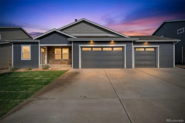 9048 HARLEQUIN CIR