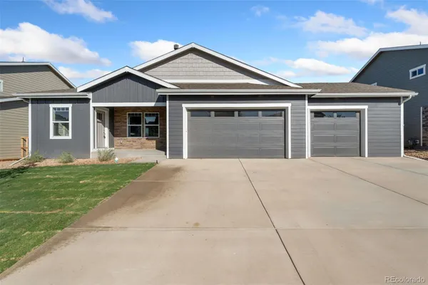 9048 HARLEQUIN CIR