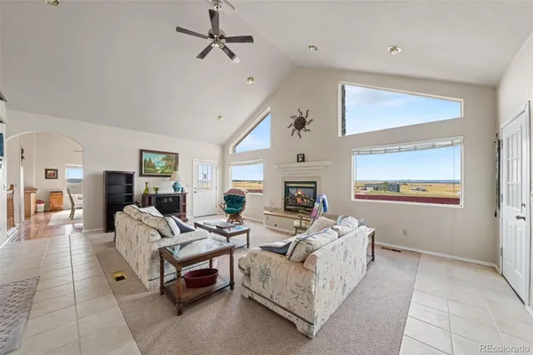 3678 BADGER LN