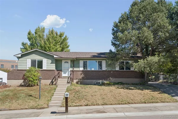 408 ELMWOOD DR
