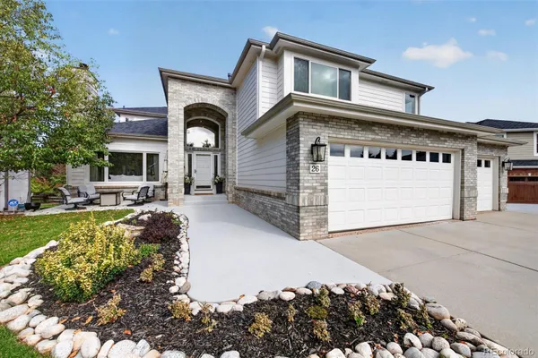 26 DESERT WILLOW LN