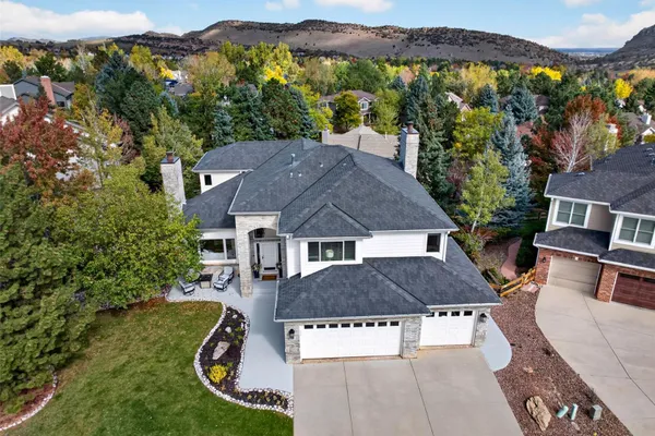 26 DESERT WILLOW LN