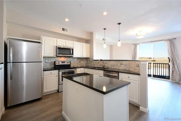 1785 MORRISON CT