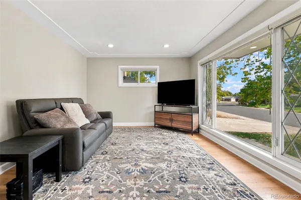 11026 ROSALIE DR