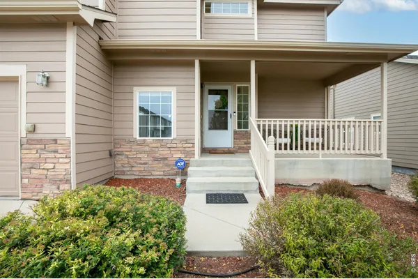 2513 ROSEMARY LN