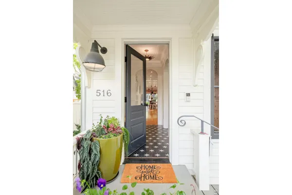 516 MAXWELL AVE