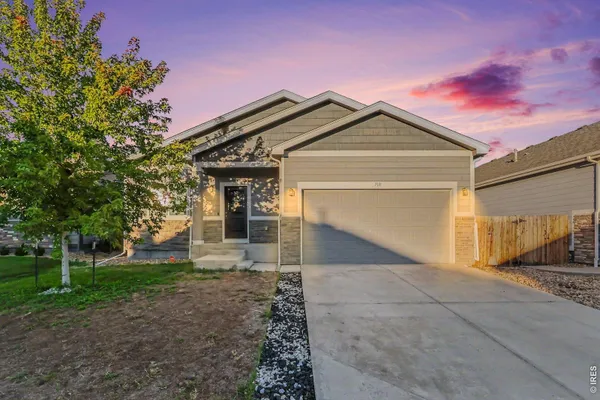 718 DEPOT DR