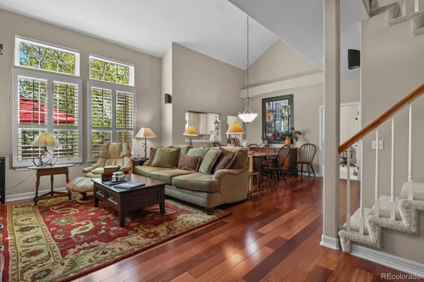 8857 EDINBURGH CIR