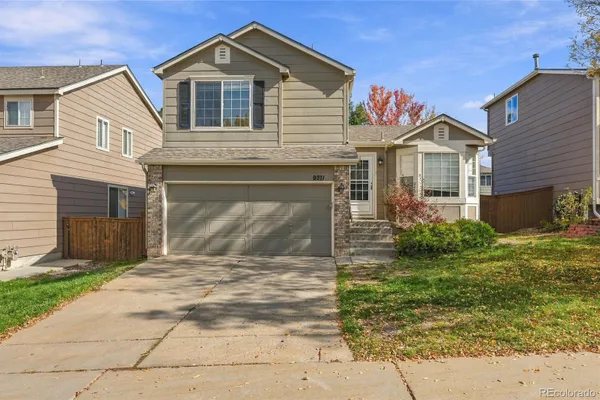 9871 CASTLE RIDGE CIR