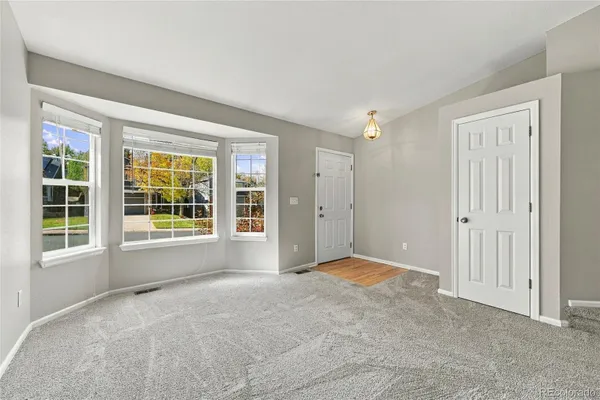 9871 CASTLE RIDGE CIR
