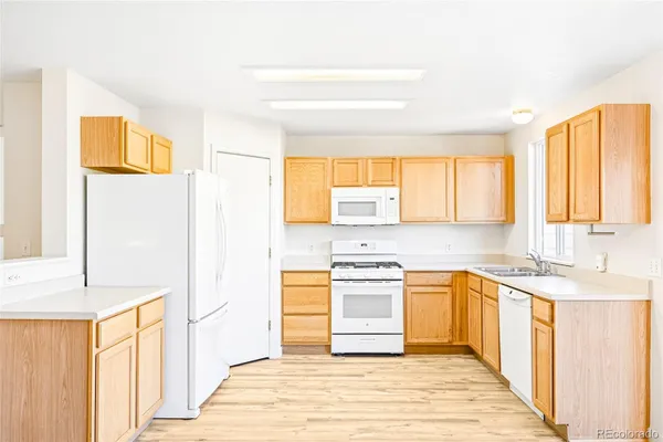1703 BAIN DR