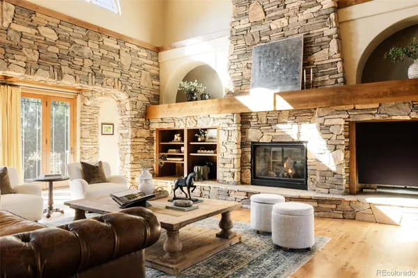 5097 MORNINGSIDE WAY