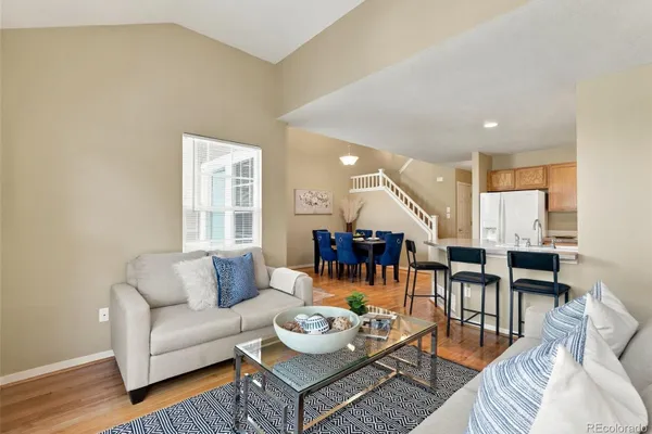 2402 CONCORD CIR