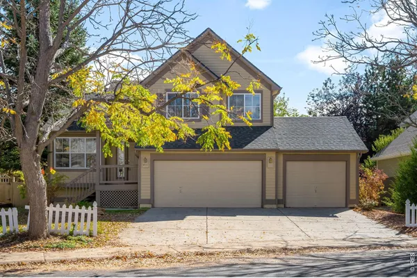 2514 RAVENWOOD LN