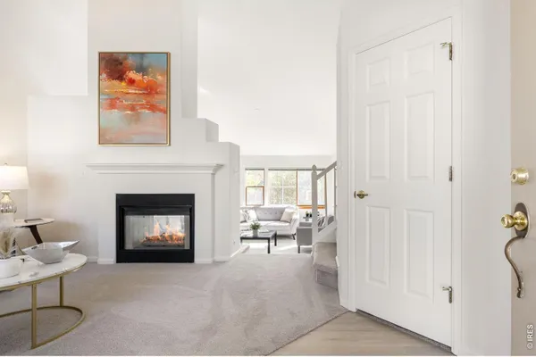 2514 RAVENWOOD LN