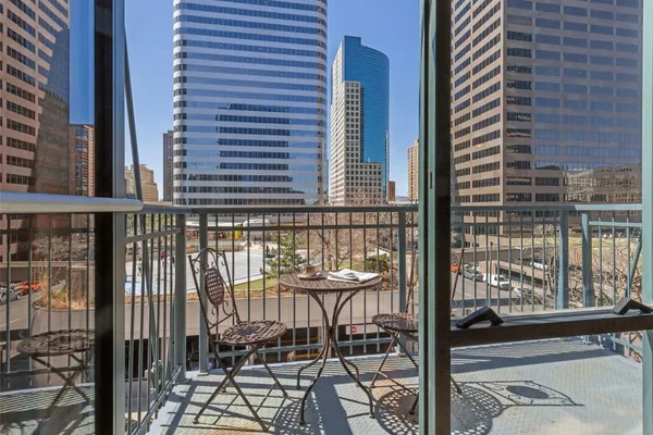 1800 LAWRENCE ST 408