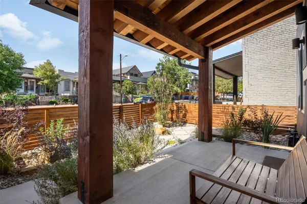 3320 NAVAJO ST