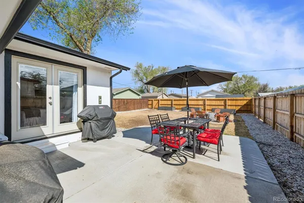 3708 ROOSEVELT AVE