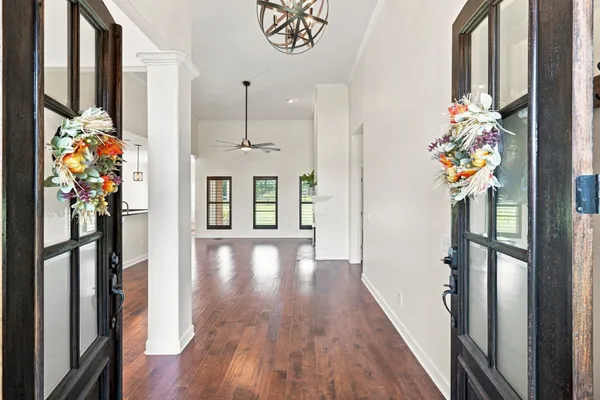 116 CASSANDRA DR