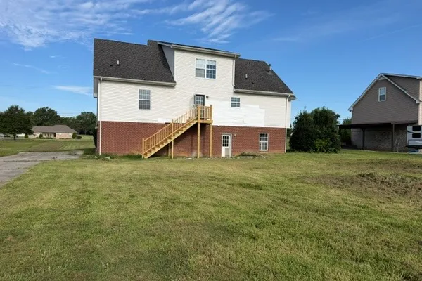 5259 E ROBERTSON RD