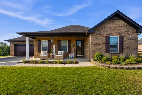 2720 RIDGEWOOD DR