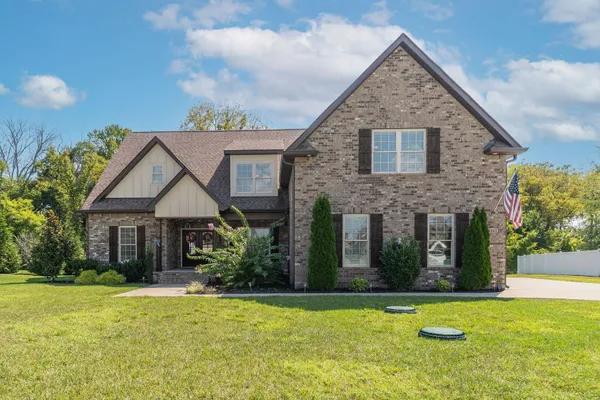1441 KENZIE GRACE CT