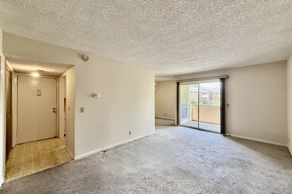 515 BASSWOOD AVE 114