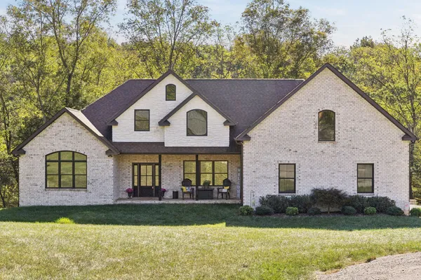 1365 SEYMOUR DR