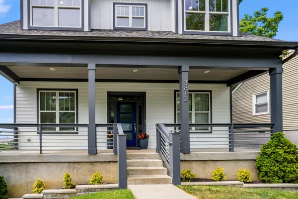 3812 DAKOTA AVE