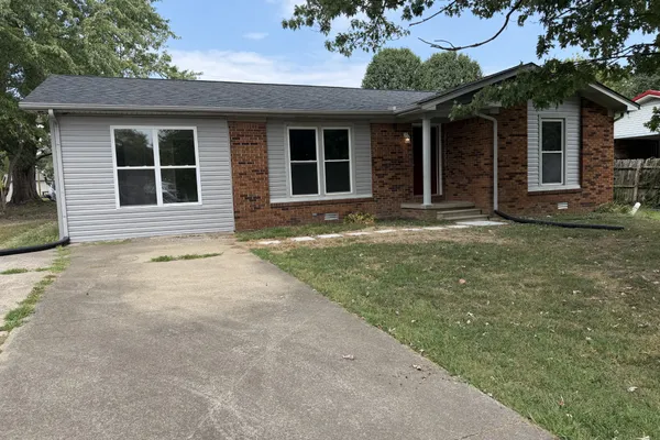 2118 LAMBERT DR