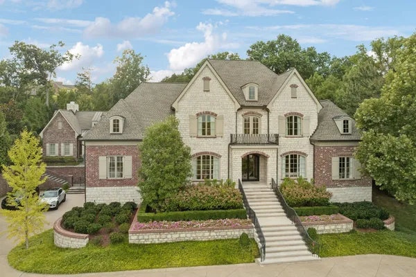 283 JONES PKWY