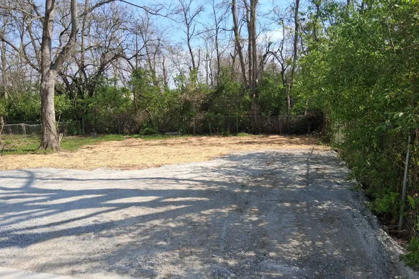 3318 OLSEN LN
