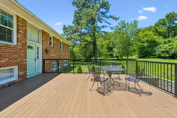 2632 WINDEMERE DR