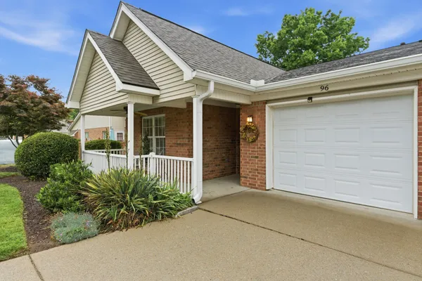 96 ALTON PARK LN