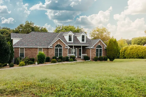 878 COUNTRYWOOD DR
