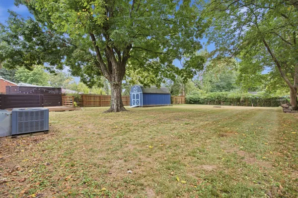 232 RIDGEWAY DR