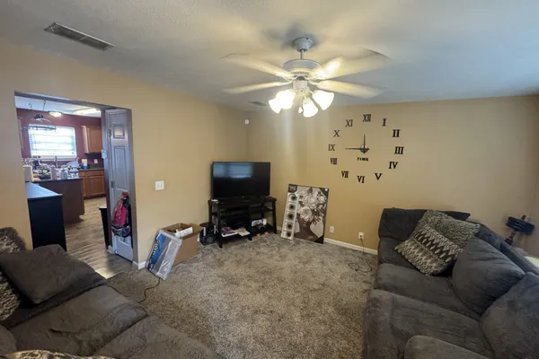 4005 CODY DR