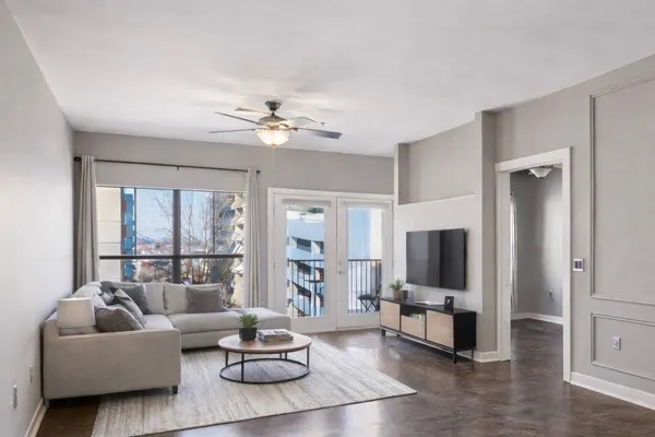 1803 BROADWAY 504
