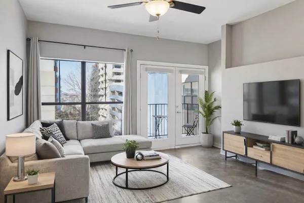 1803 BROADWAY 504