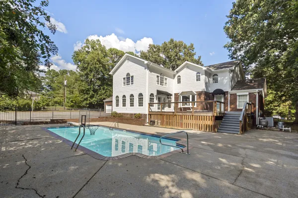 103 FORREST HILLS CIR