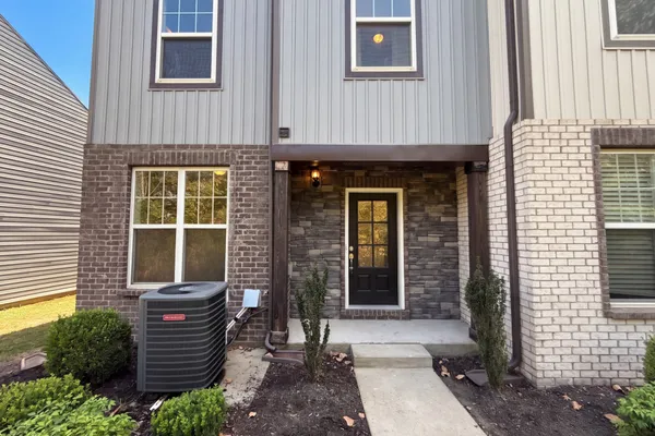 139 RAMSDEN AVE