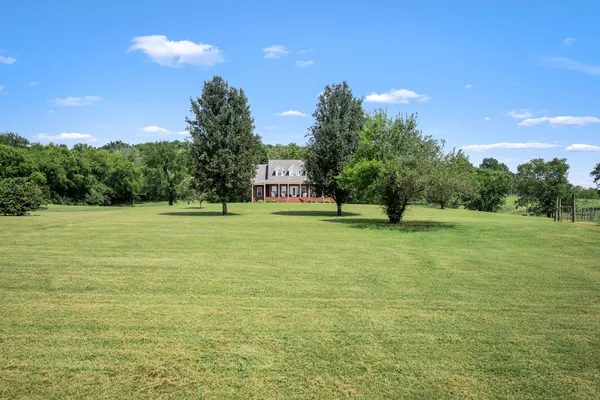 206 HICKERSON RD