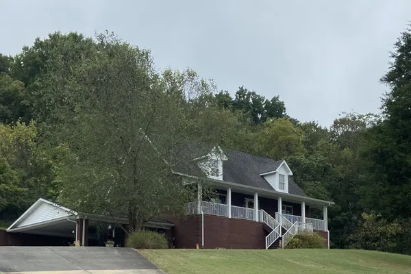 107 BRANDON LN