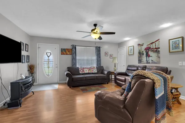 107 CAYENNE RD