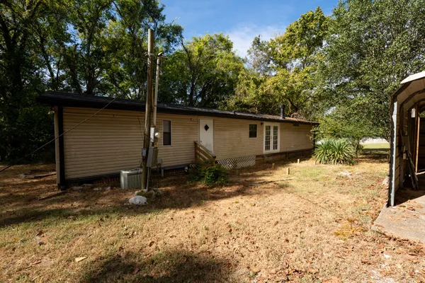 80 CROSSWINDS DR