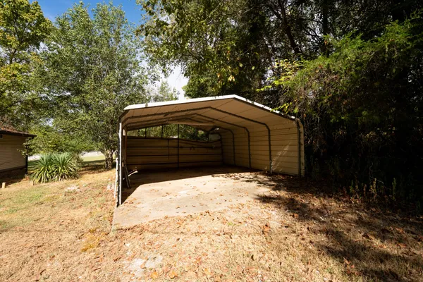 80 CROSSWINDS DR