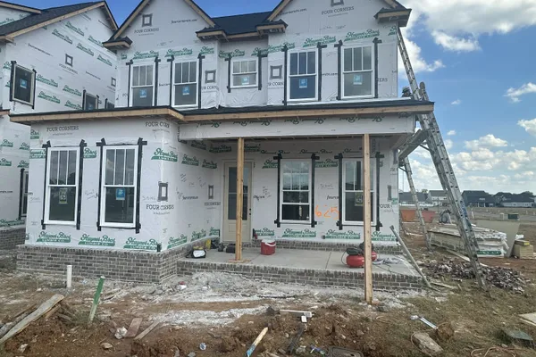 3006 SILVERLODE PL