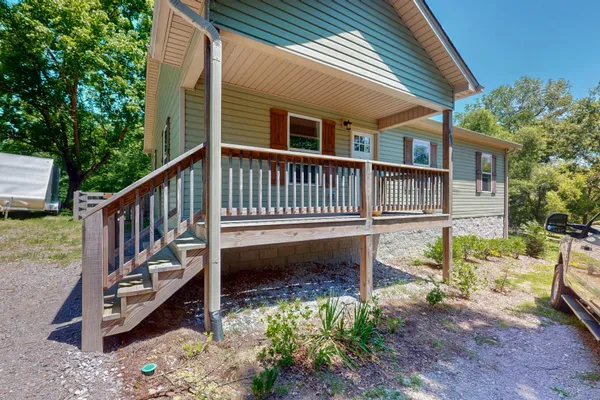 695 HOG BACK RIDGE RD