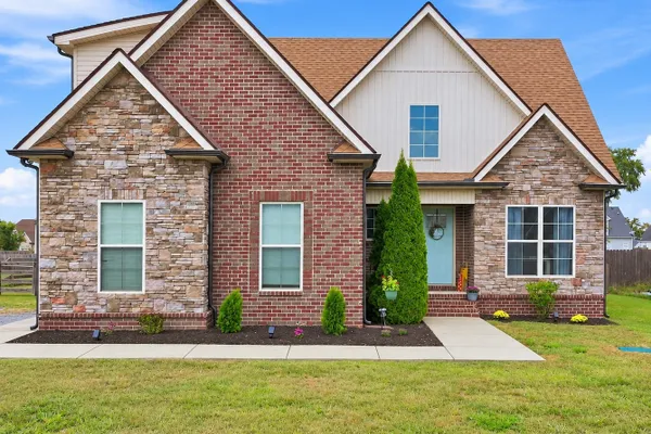 528 LONG CREEK DR